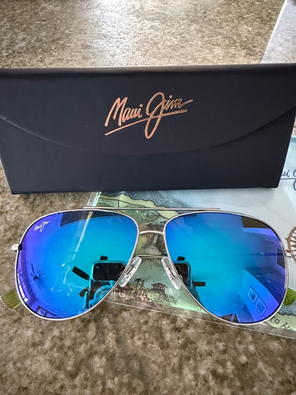 Maui Jim Hau‘Oli Silver Frame Aviator Sunglasses with Blue Mirror Lenses